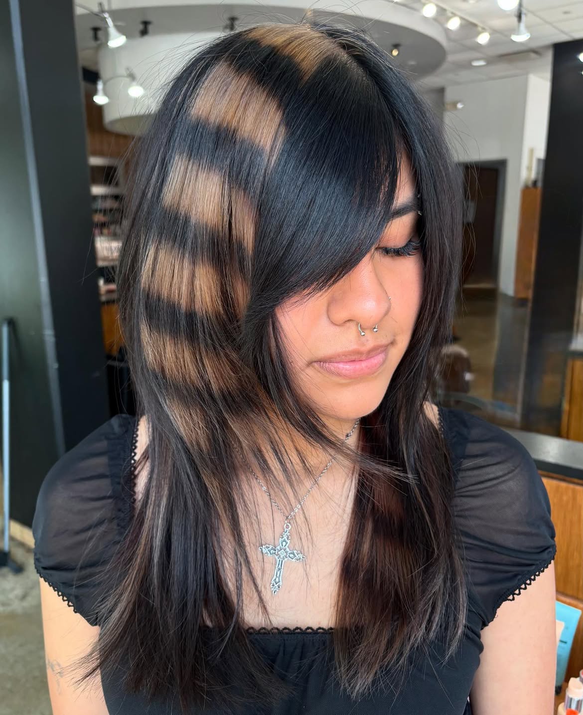 Checkerboard Streaks With Face-Framing Layers