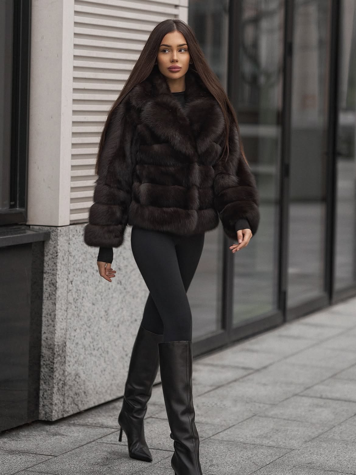 Chic Black Leggings And Fur Coat Ensemble