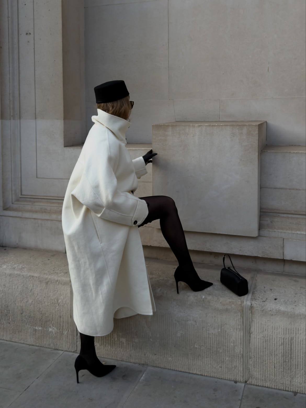 Cream Wool Coat With Black Accessories