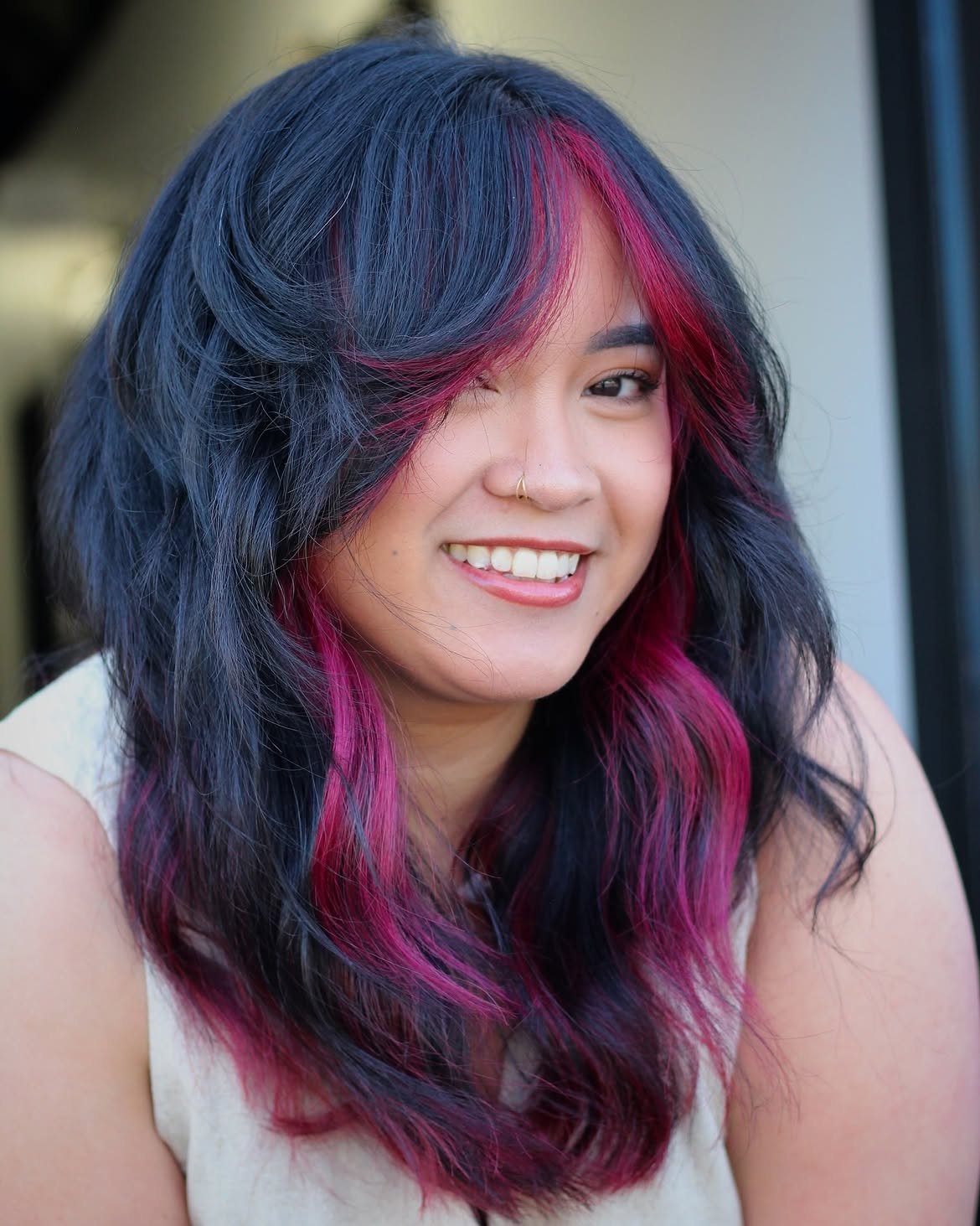 Dark Waves With Hot Pink Money Piece