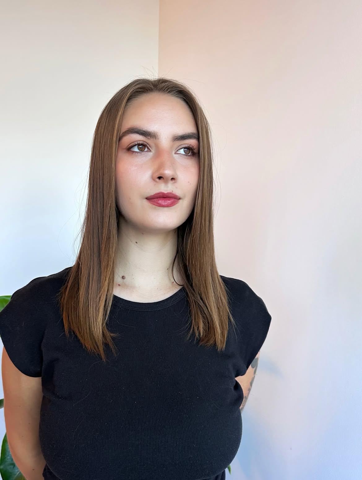 Effortless Medium Length Cut With Subtle Waves