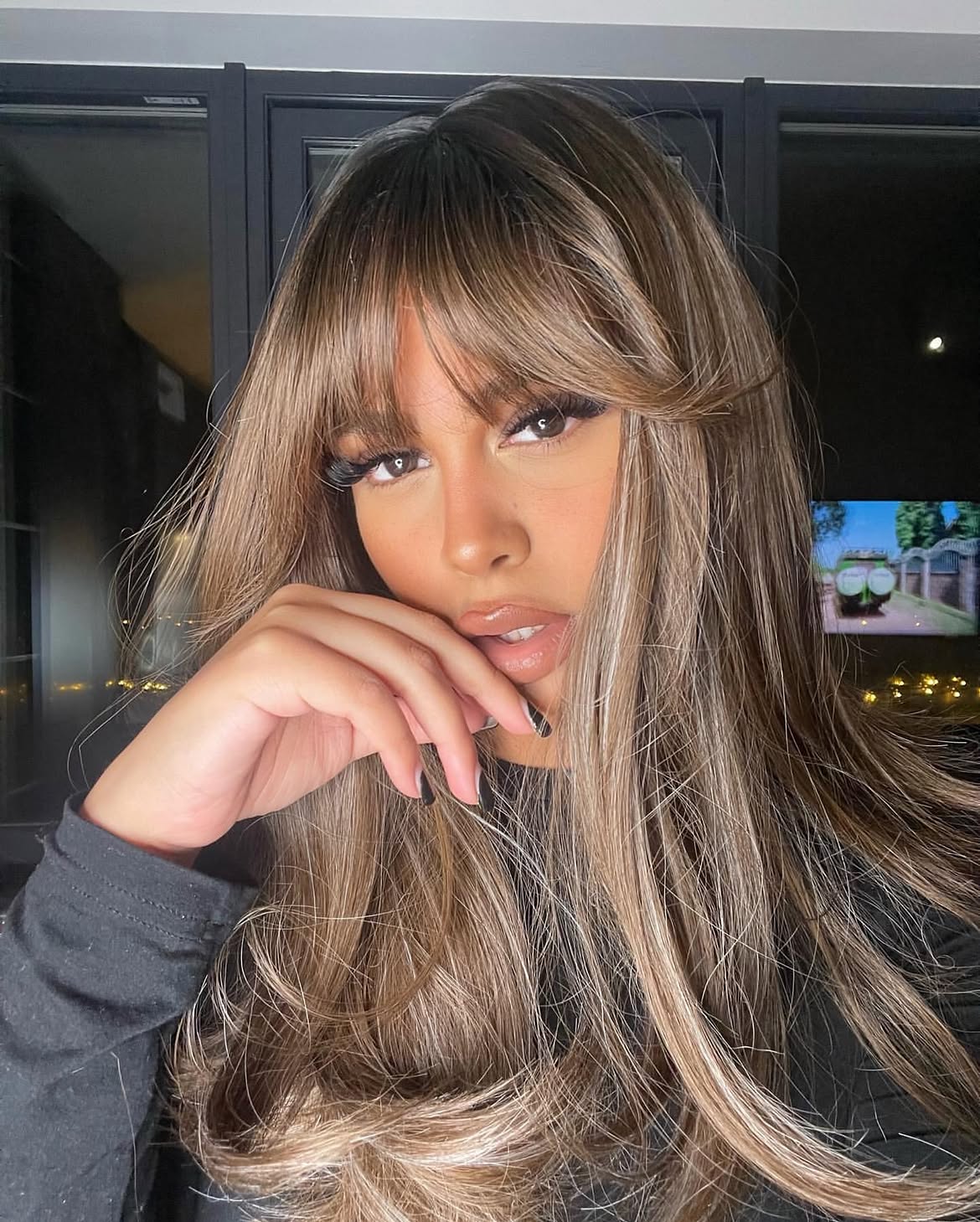 Face Framing Bangs With Bronde Balayage Layers