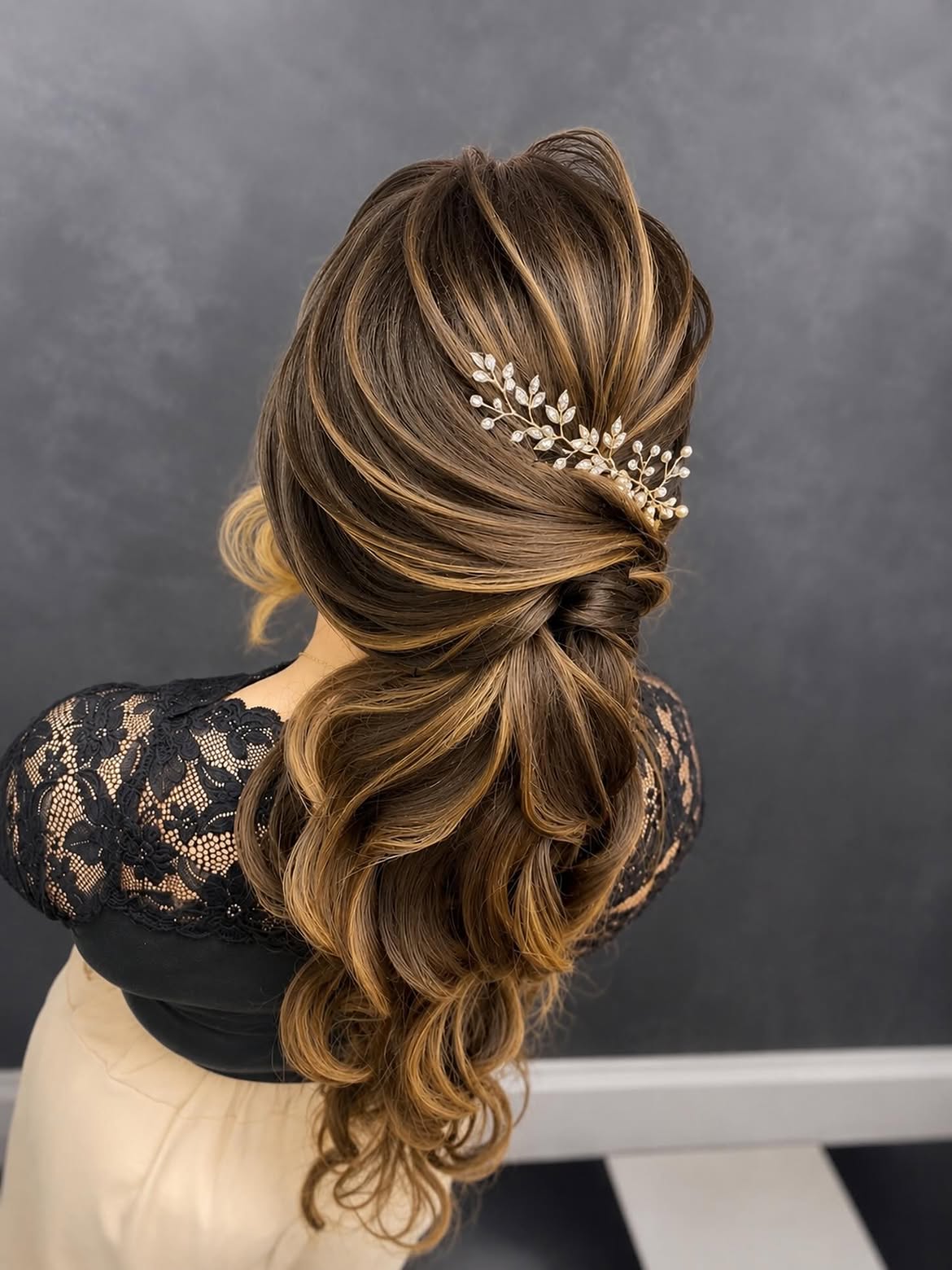 Glamorous Wavy Updo With Pearl Hair Accessory
