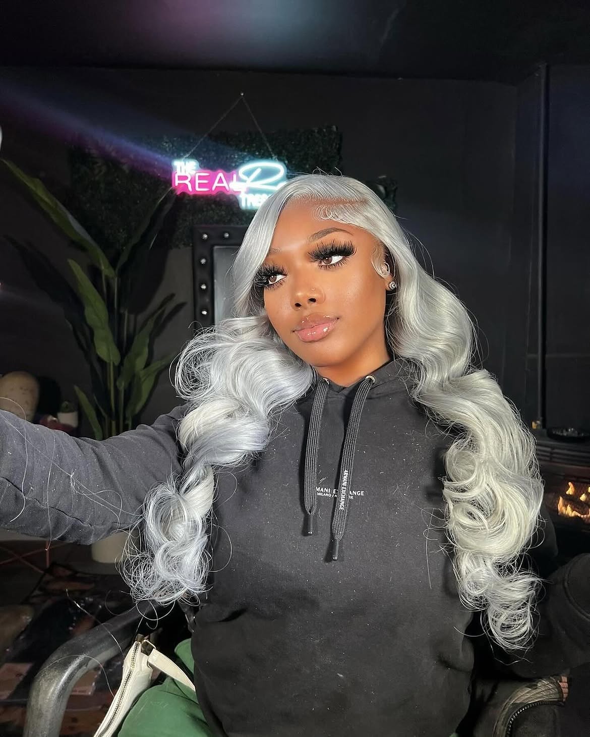 Icy Silver Glamorous Body Waves