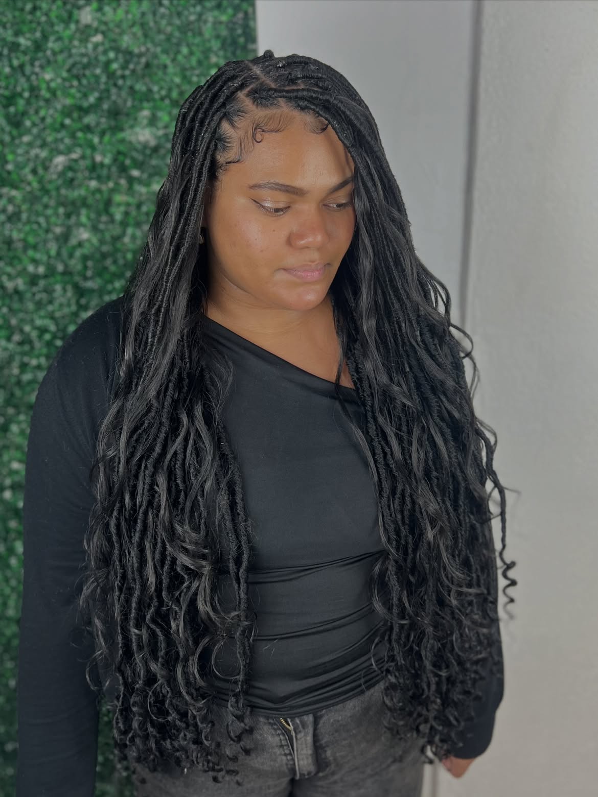Long Wavy Bohemian Locs With Defined Edges