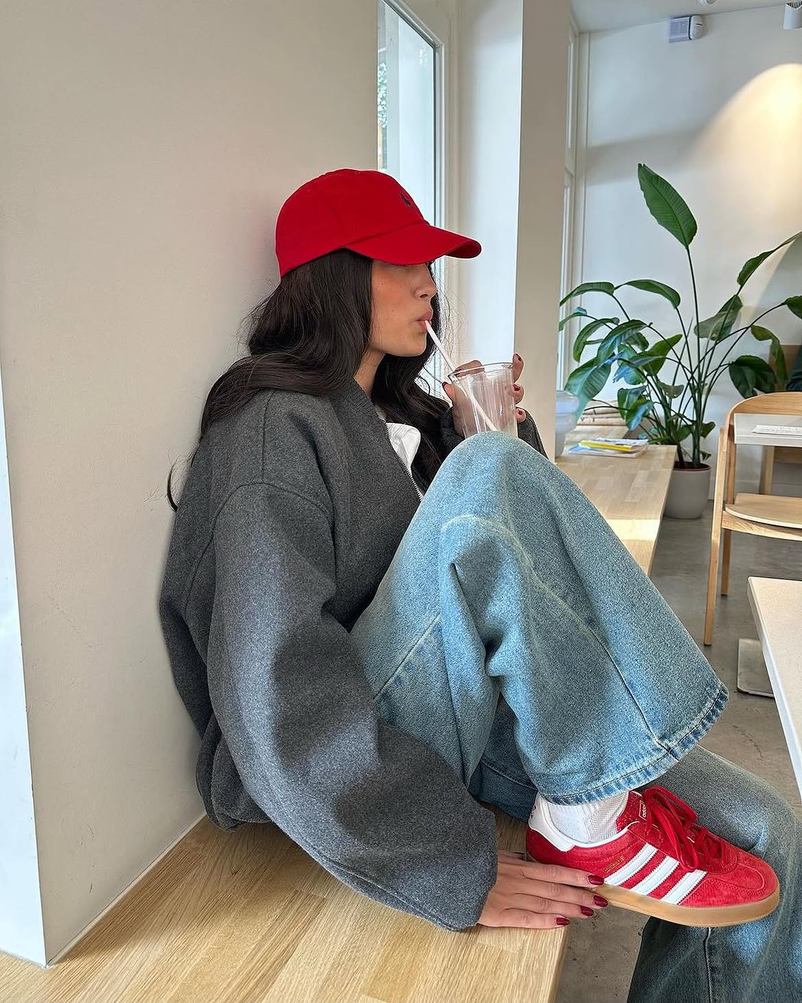 Red Cap And Grey Zip Hoodie Casual Look