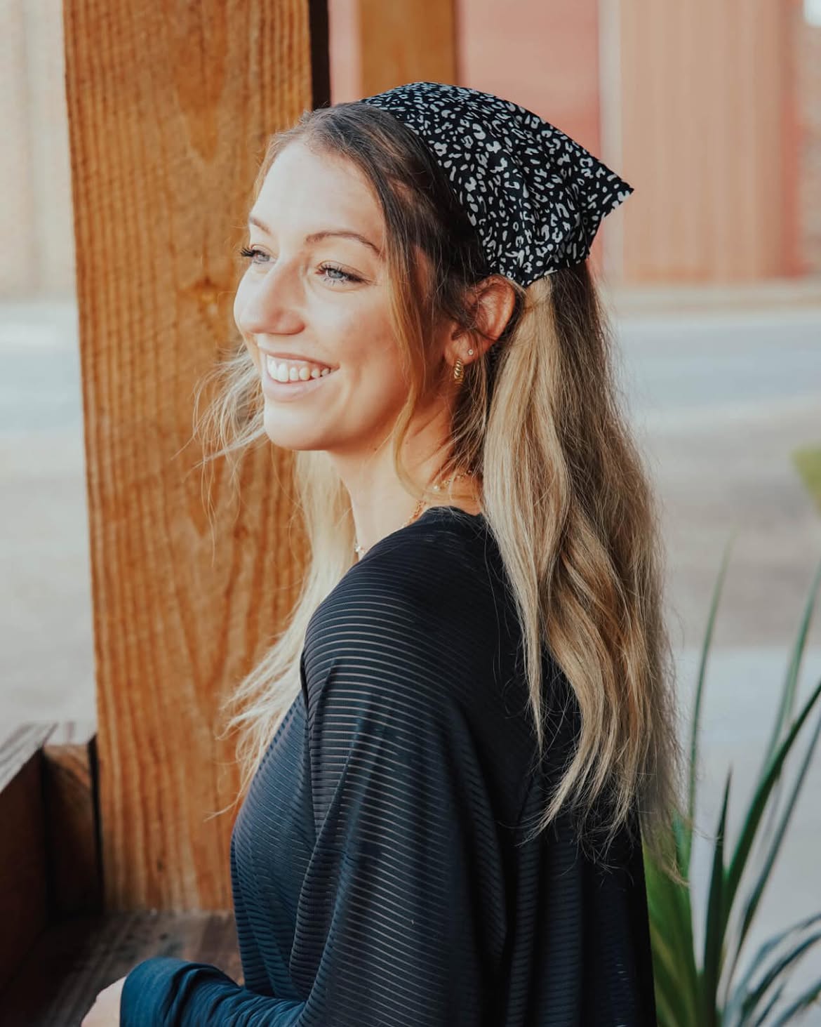 Relaxed Bandana Style With Face Framing Layers