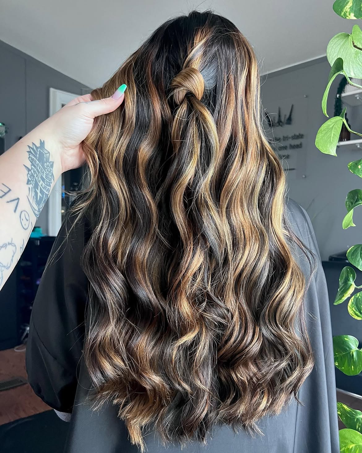 Rich Espresso Melt With Warm Caramel Lowlights
