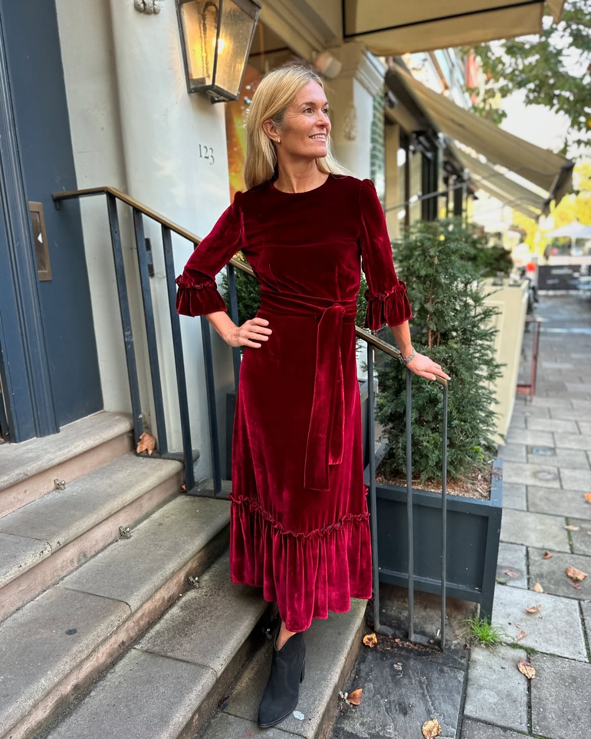 Rich Velvet Dress With Ankle Boots For Festive Occasions