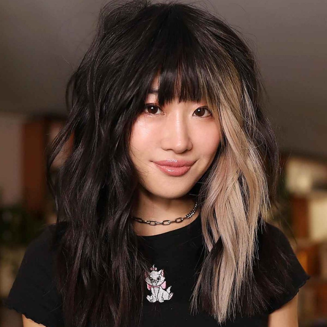 Shaggy Blonde Money Piece On Dark Wavy Lob