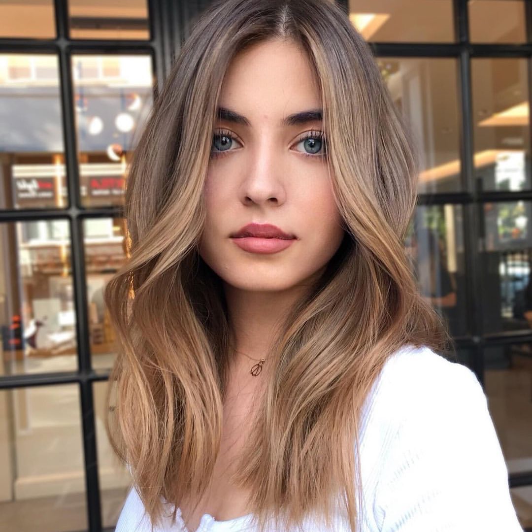 Soft Face Framing Layers On Mushroom Brown Lob