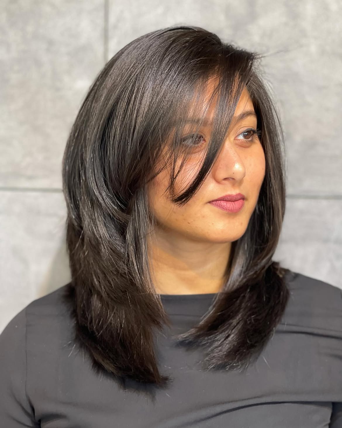 Soft Face-Framing Layers with Subtle Volume