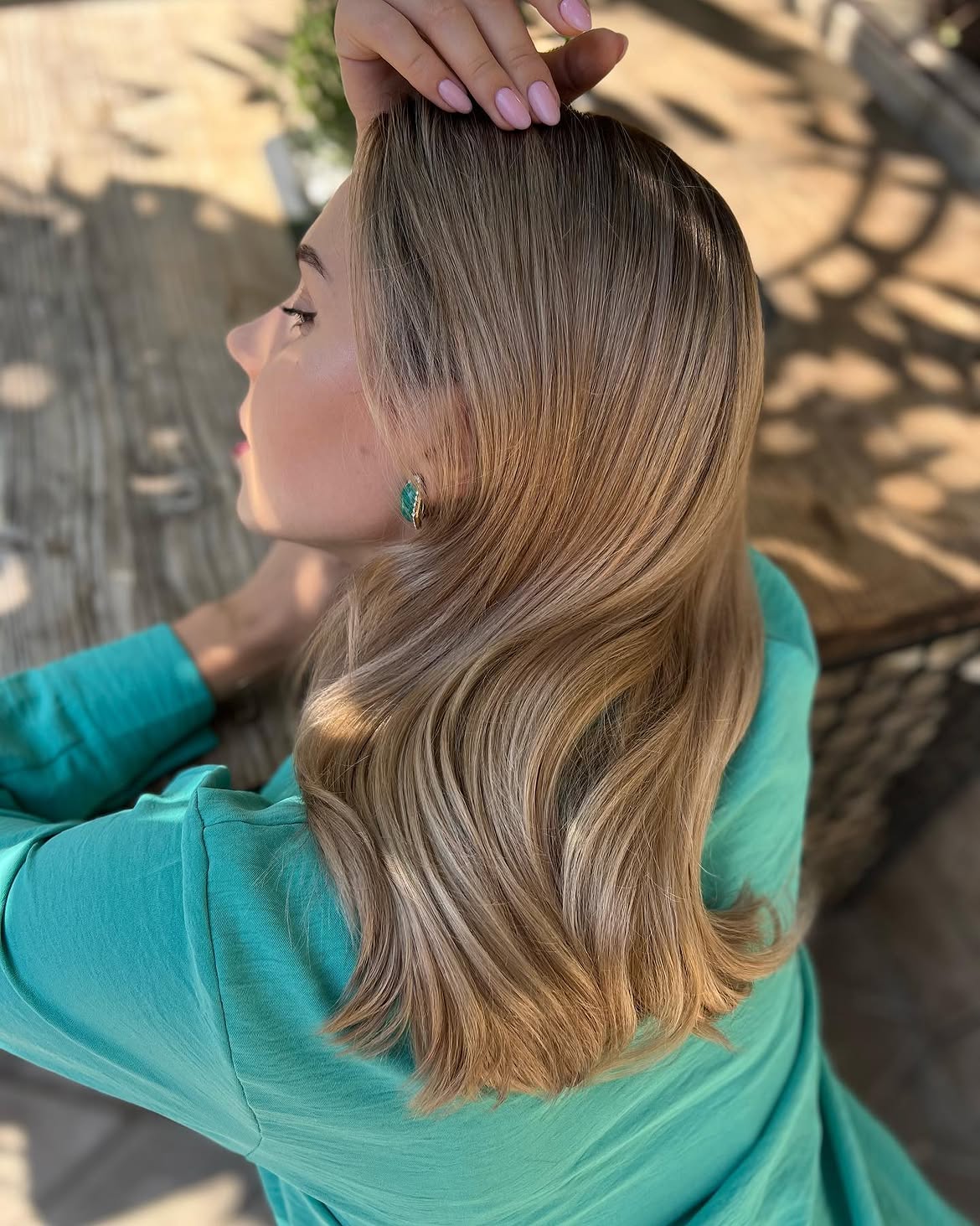 Soft Honey Blonde Waves With Face Framing Layers
