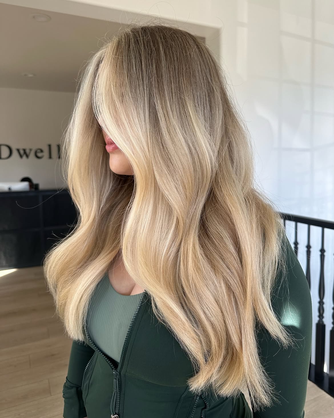 Sun-Kissed Blonde Waves With Face-Framing Layers