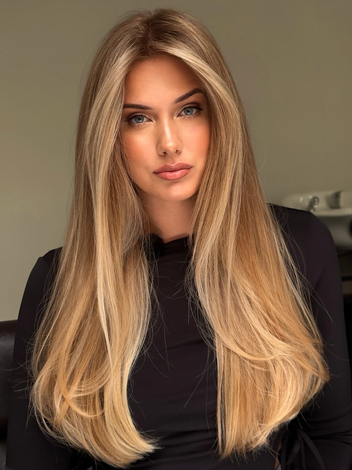 Tousled Honey Blonde Waves With Face Framing Layers