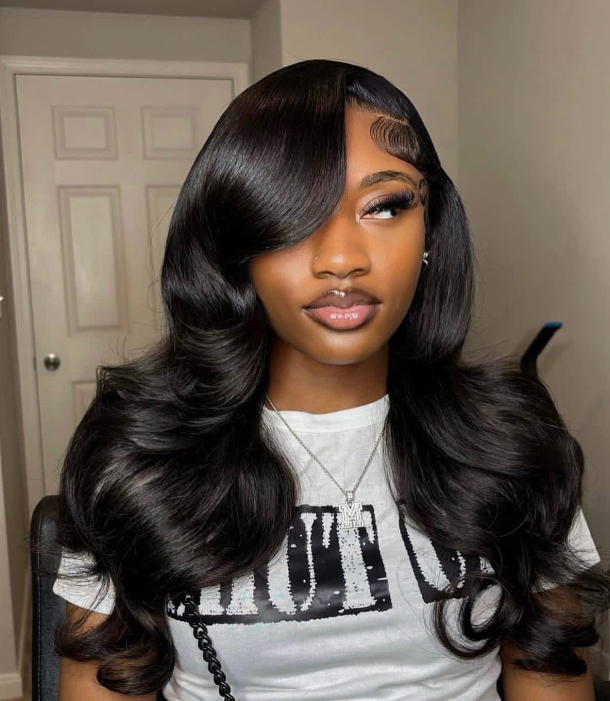Voluminous Body Waves With Side Swept Bangs