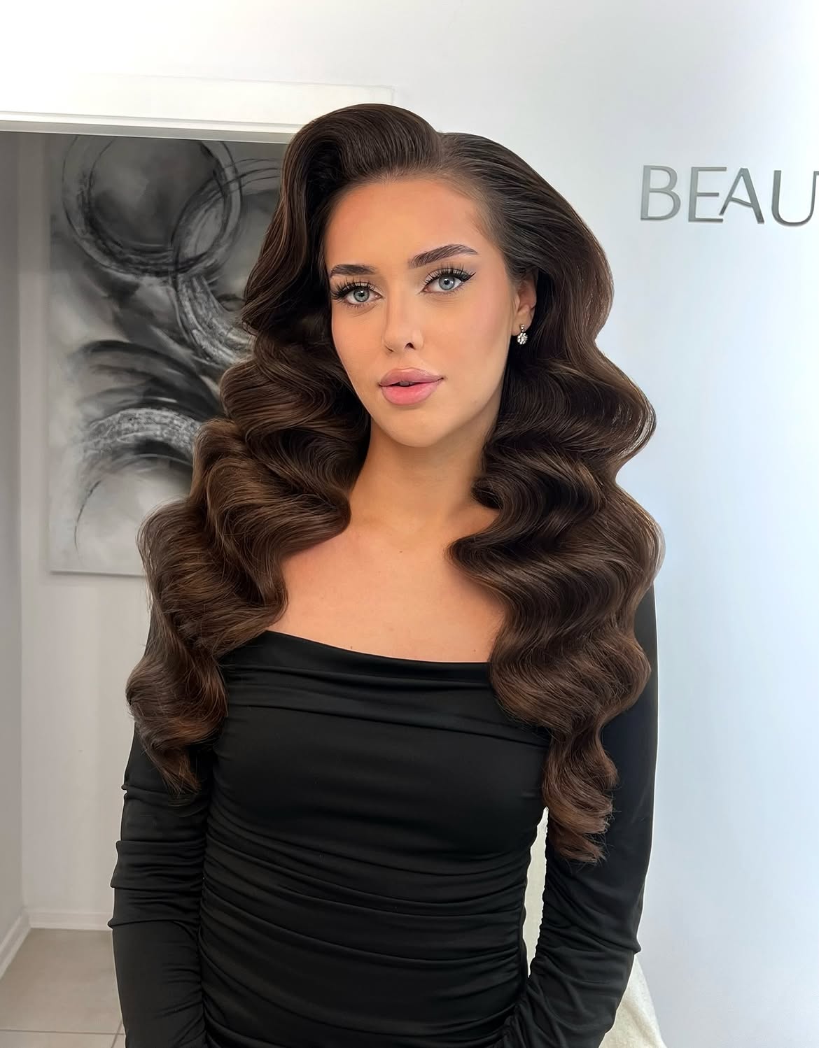 Voluminous Hollywood Waves Dark Brown Hair
