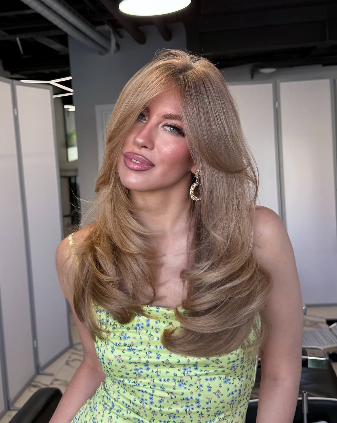 Voluminous Honey Blonde Layers With Face Framing