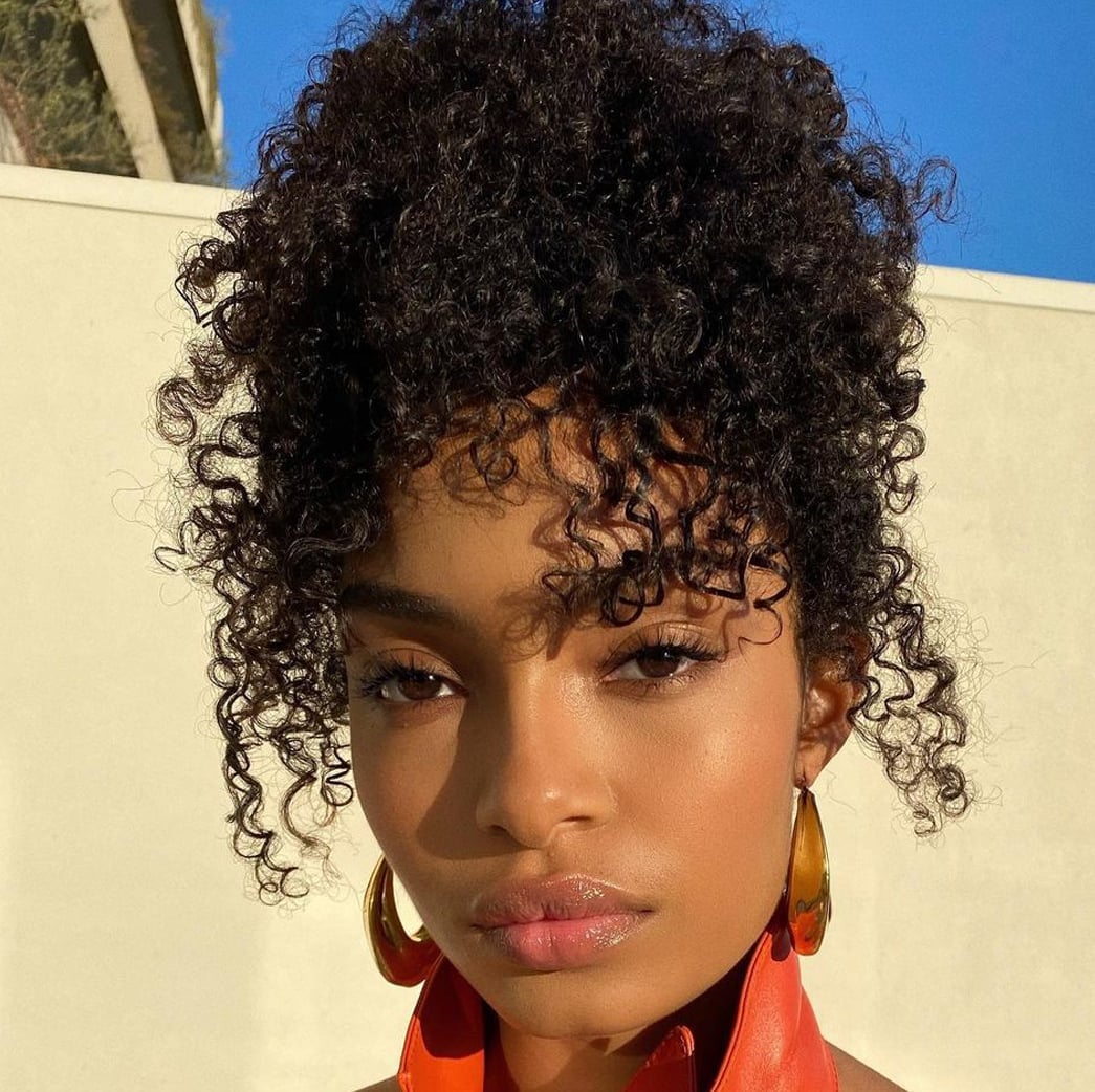 Shoulder Length Dark Brown With Balayage Curls Shoulder Length Dark Brown With Balayage Curls — 3c Hairstyles
