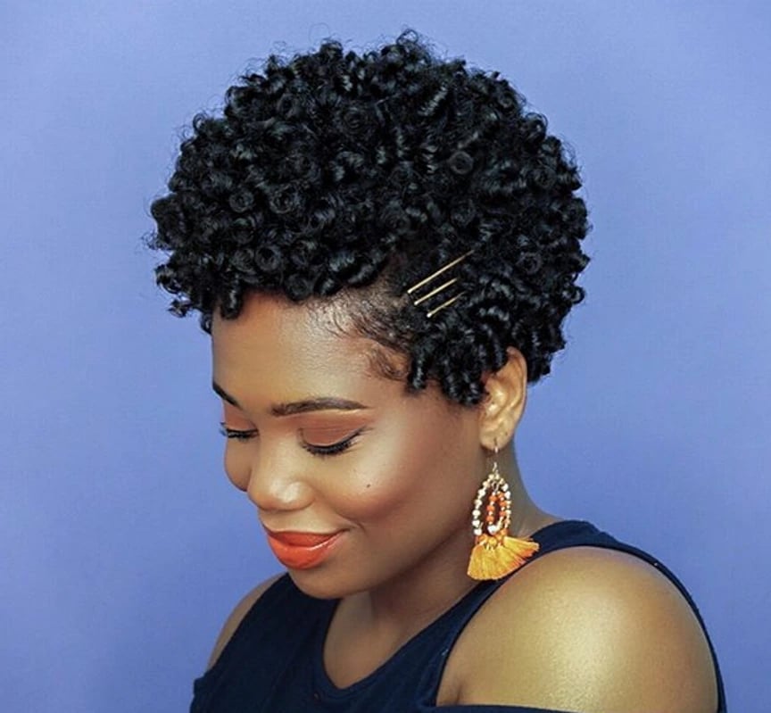 Voluminous Mid-Back Afro Blowout, Close-Up Take — 4c Hair