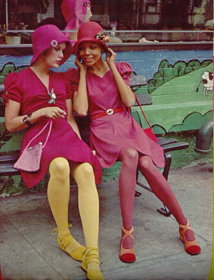 Fuchsia Mini Dress With Bright Tights and Hats Fuchsia Mini Dress With Bright Tights and Hats — 60s Outfits