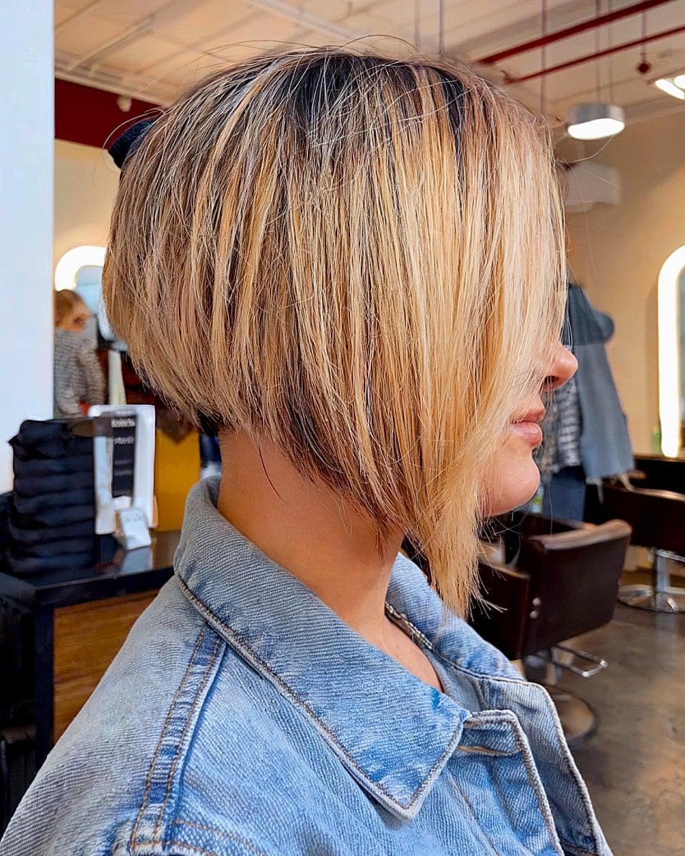 Sharp Chin A-Line Bob Blonde Balayage