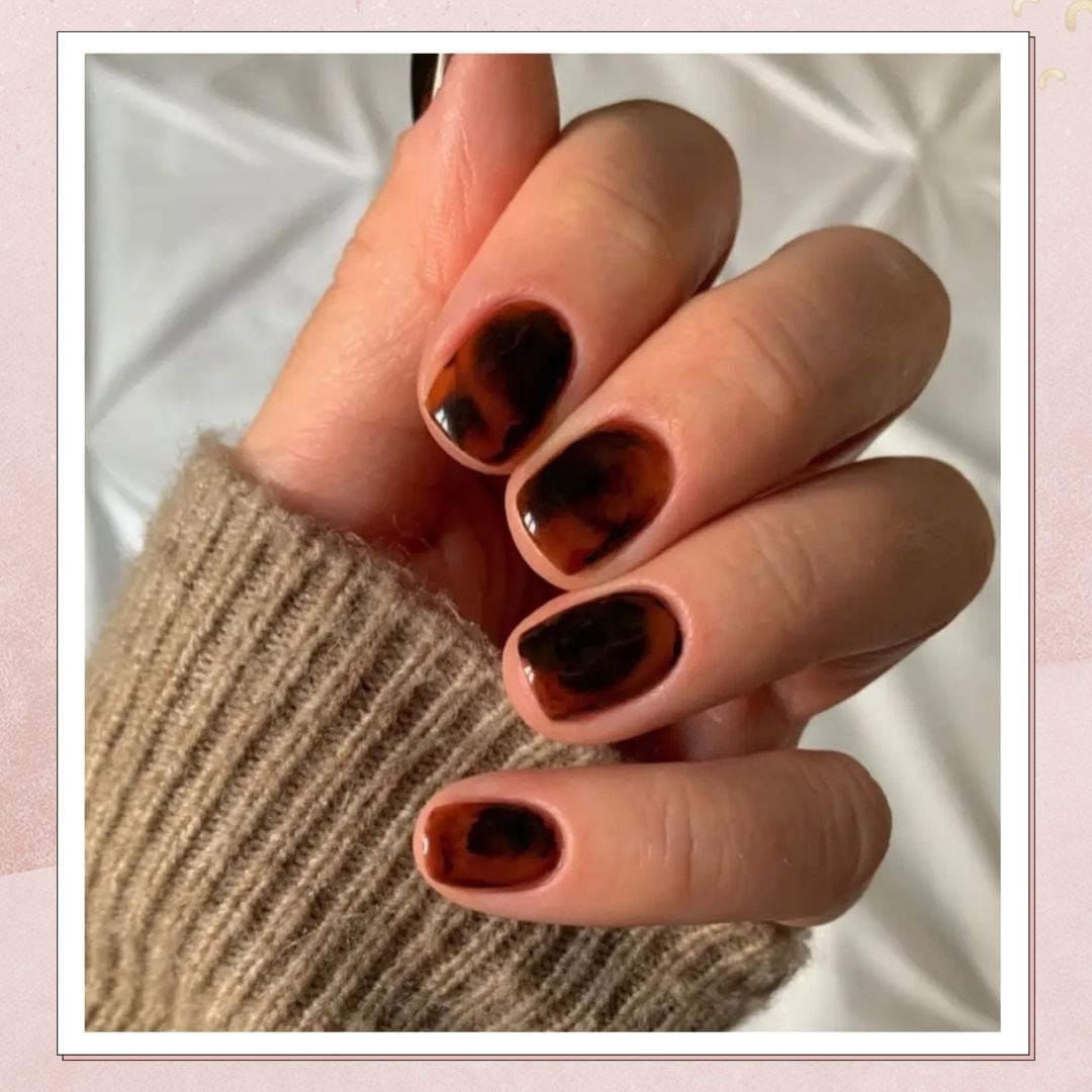 Short Oval Glossy Tortoiseshell Print Nails Short Oval Glossy Tortoiseshell Print Nails — Animal Print Nails