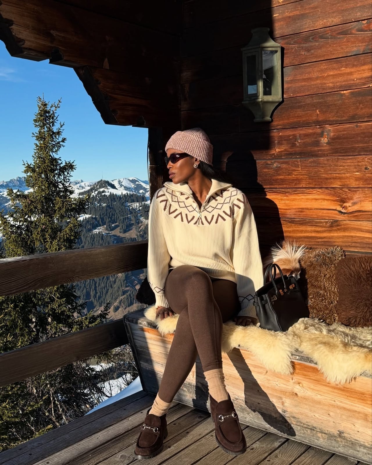 Geometric Knit Sweater With Leggings Geometric Knit Sweater With Leggings — Apres Ski Outfits