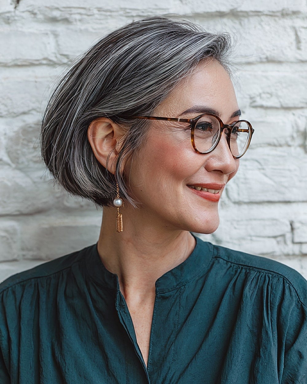 Classic Gray Bob With Side Part Classic Gray Bob With Side Part — Asian Haircuts