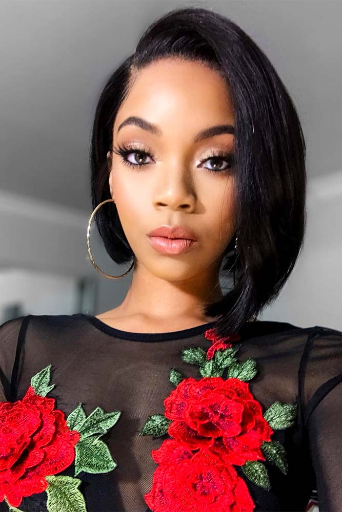 Sleek Black Bob With Asymmetrical Length, Side-Swept Sleek Black Bob With Asymmetrical Length, Side-Swept — Asymmetrical Bob