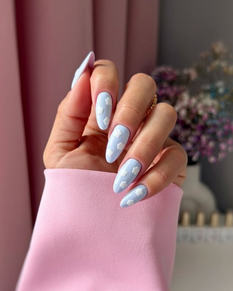 Medium Almond Classic French With Blue Heart Medium Almond Classic French With Blue Heart — Baby Blue Nails