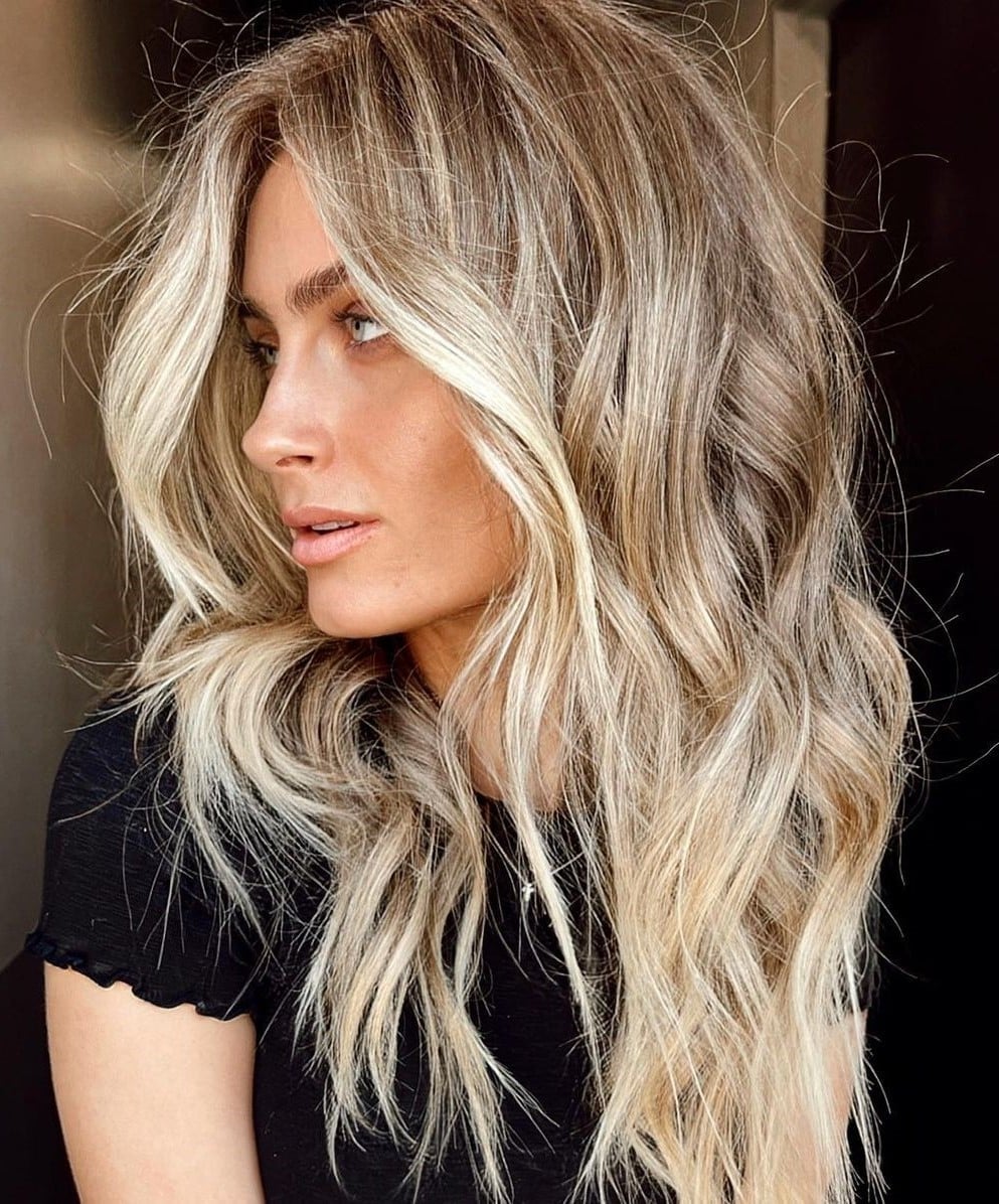 Collarbone Ash Blonde Balayage With Curtain Bangs — Balayage Hair Blonde