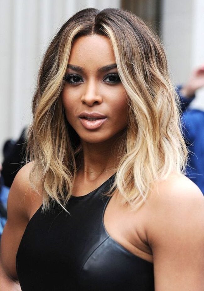 Collarbone Lob With Lighter Blonde Balayage — Balayage Highlights
