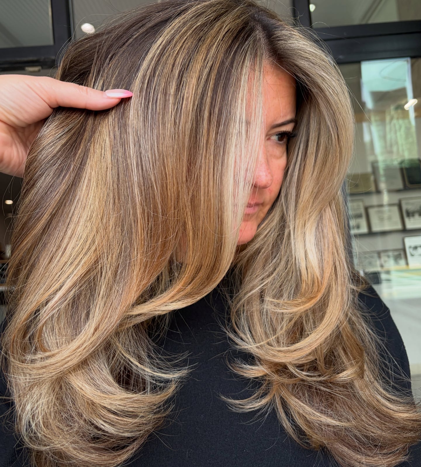 Mid-Back Length With Dimensional Beige Highlights