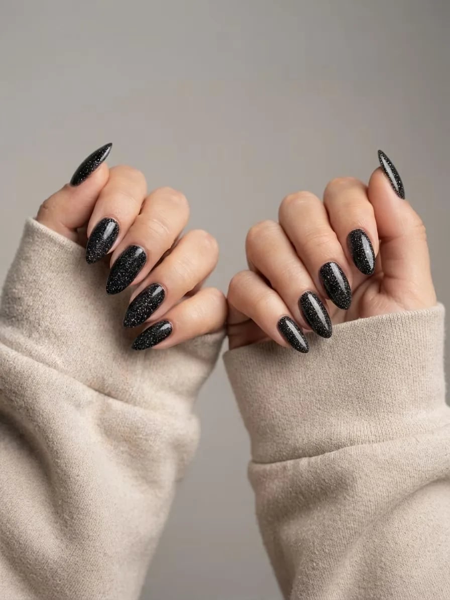 Black Silver Glitter Long Almond Nails Black Silver Glitter Long Almond Nails — Black Almond Nails