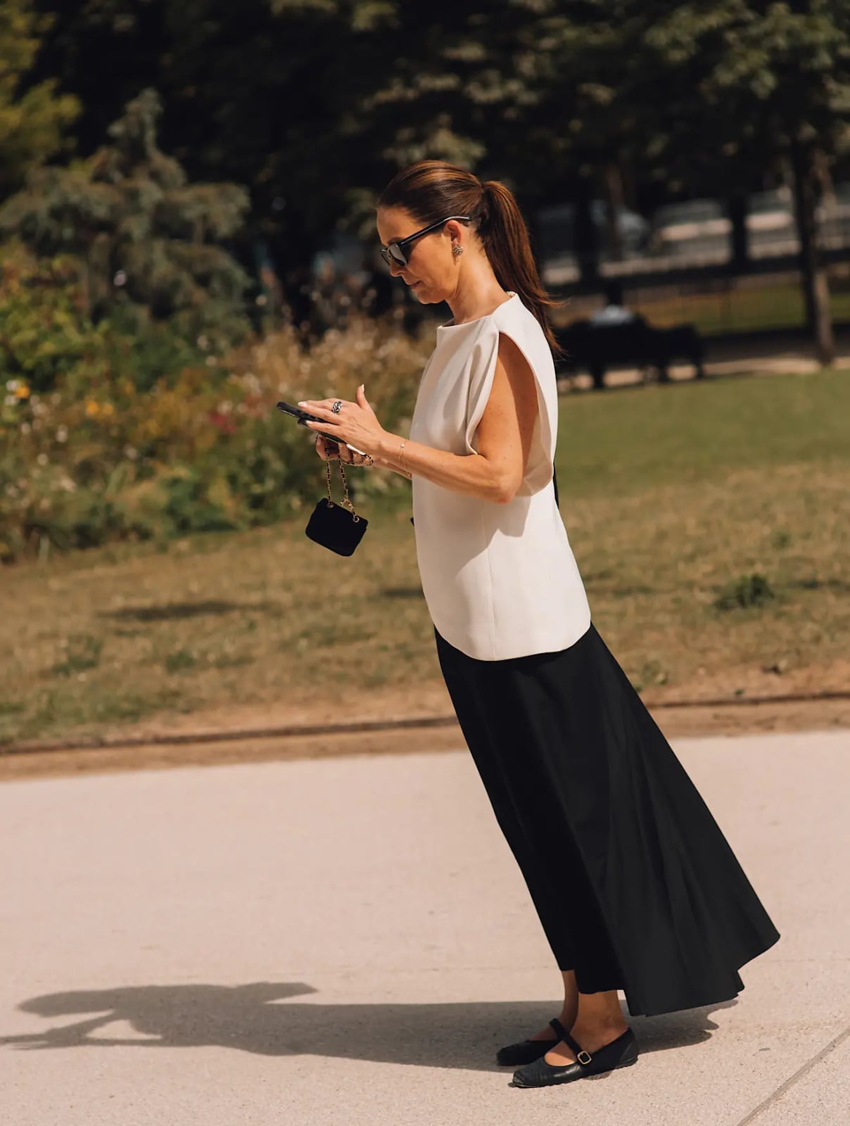 A White Sleeveless Top with a Black Flowing Maxi, Everyday Version A White Sleeveless Top with a Black Flowing Maxi, Everyday Version — Black and White Outfits