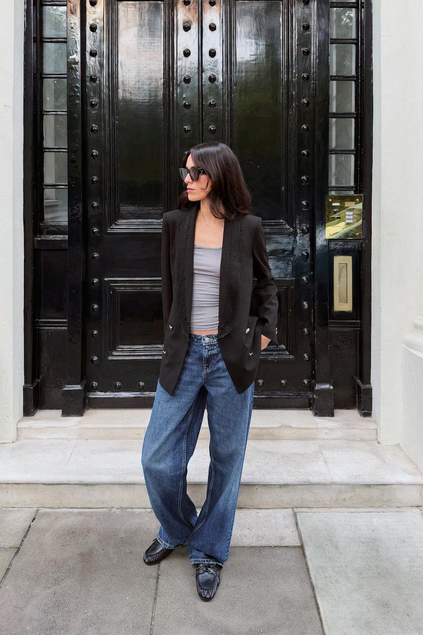 Relaxed Black Blazer with Gray Top and Jeans Relaxed Black Blazer with Gray Top and Jeans — Black Blazer Outfit