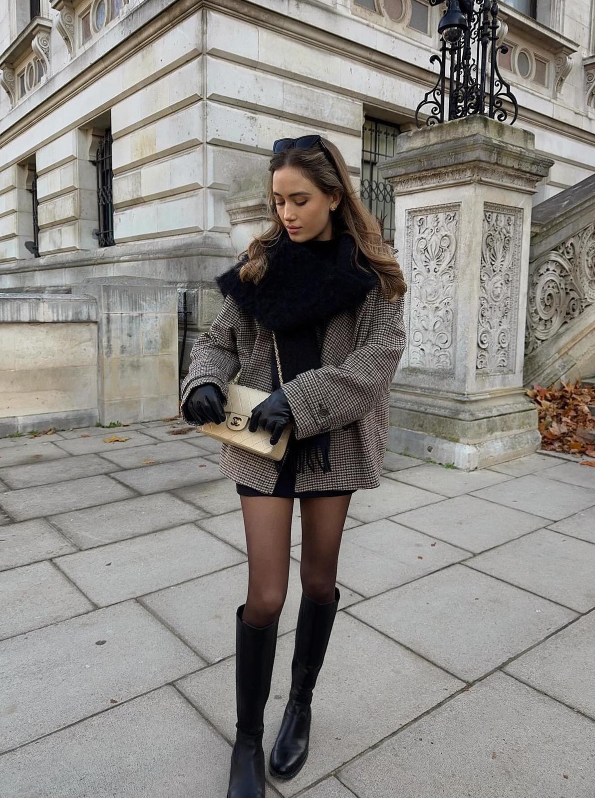 Black Knee-High Boots With Plaid Jacket And Mini Dress Black Knee-High Boots With Plaid Jacket And Mini Dress — Black Boots Outfit