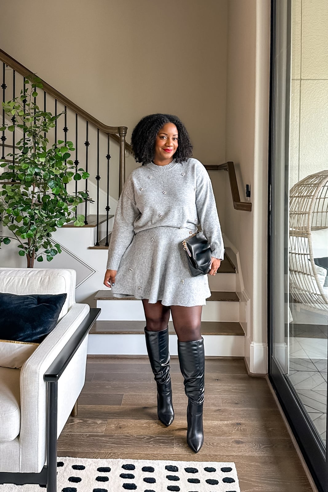 Black Pointed Knee-High Boots With Gray Sweater, Close-Up Take Black Pointed Knee-High Boots With Gray Sweater, Close-Up Take — Black Boots Outfit