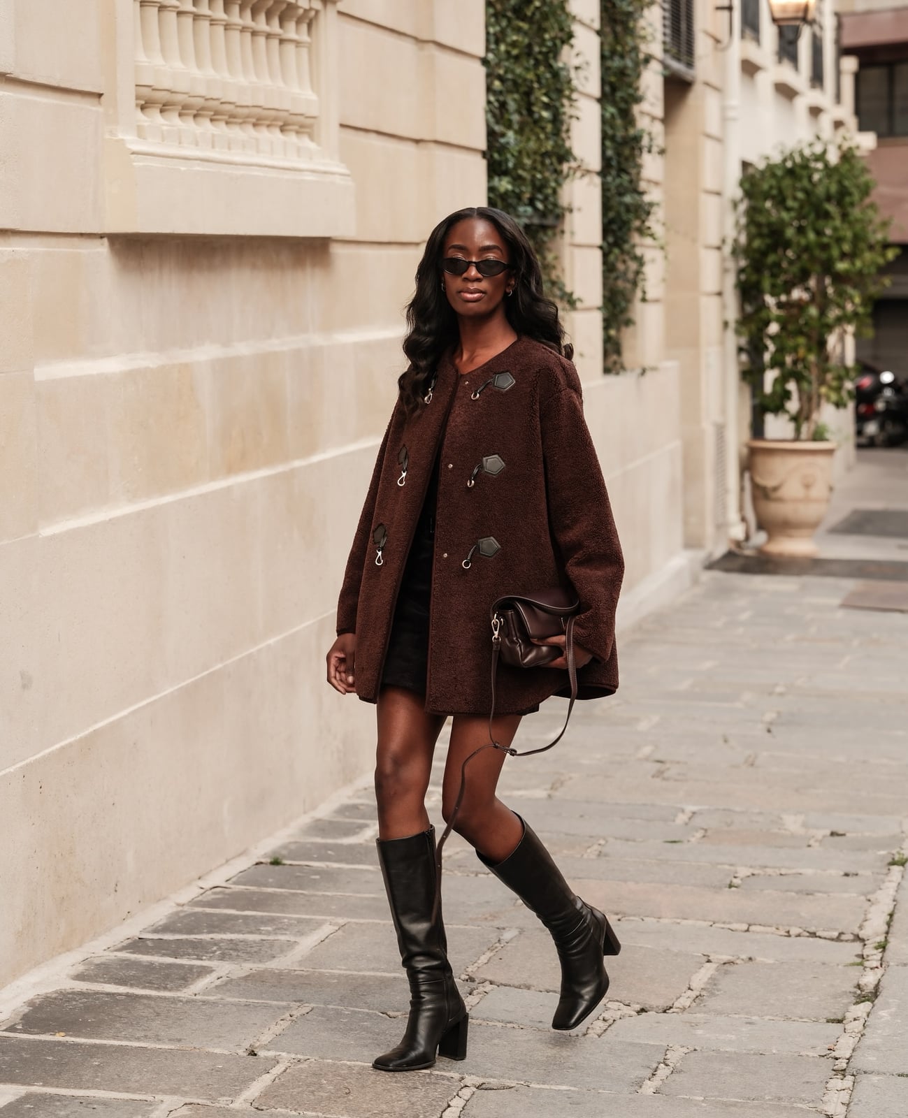 Black Knee-High Boots With Textured Coat And Mini Dress Black Knee-High Boots With Textured Coat And Mini Dress — Black Boots Outfit