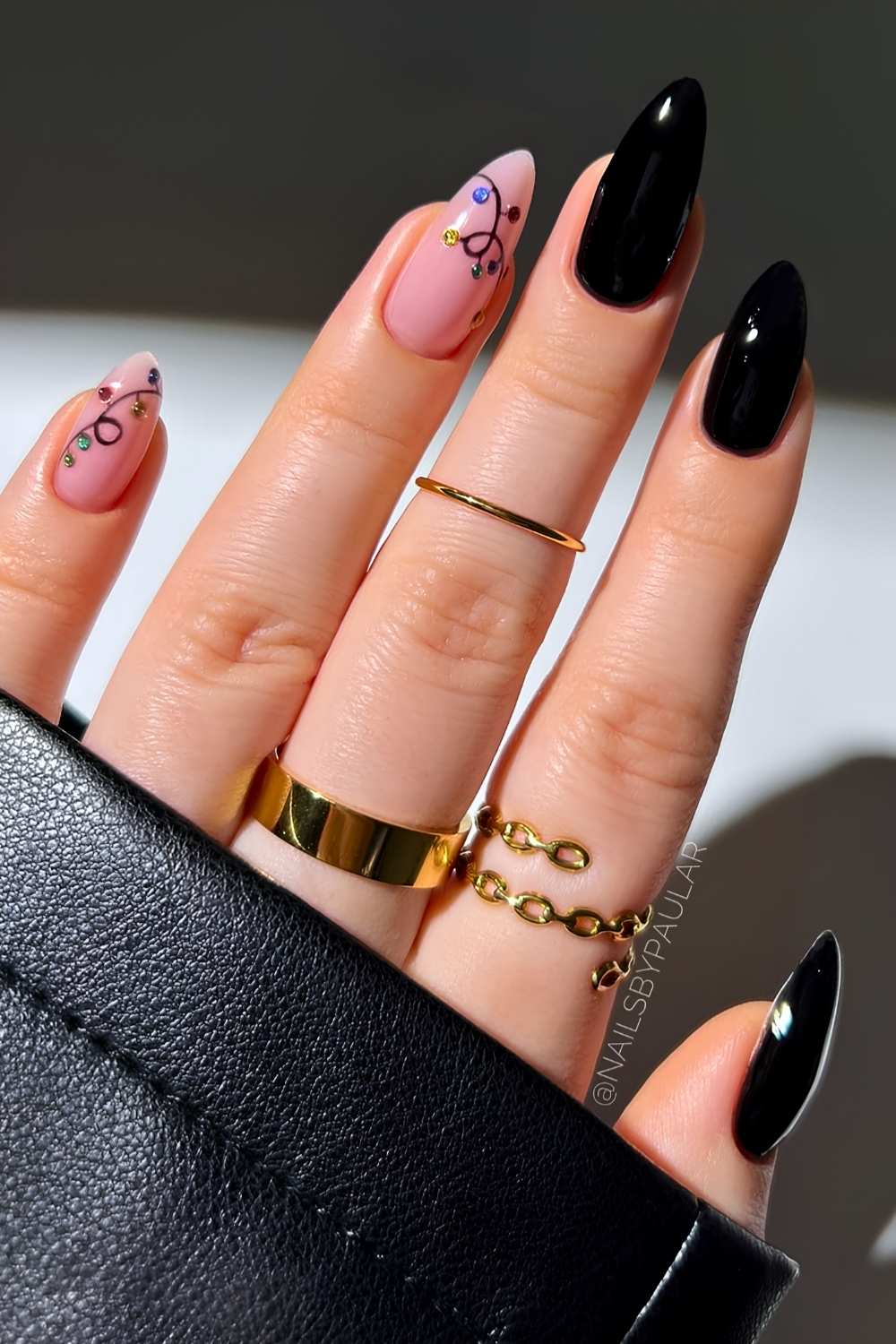 Medium Almond Black Christmas Lights Medium Almond Black Christmas Lights — Black Christmas Nails