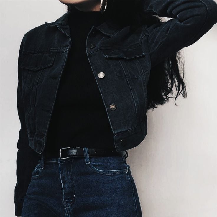 Monochromatic Cropped Black Denim Jacket With Silver Buttons Monochromatic Cropped Black Denim Jacket With Silver Buttons — Black Denim Jacket Outfit