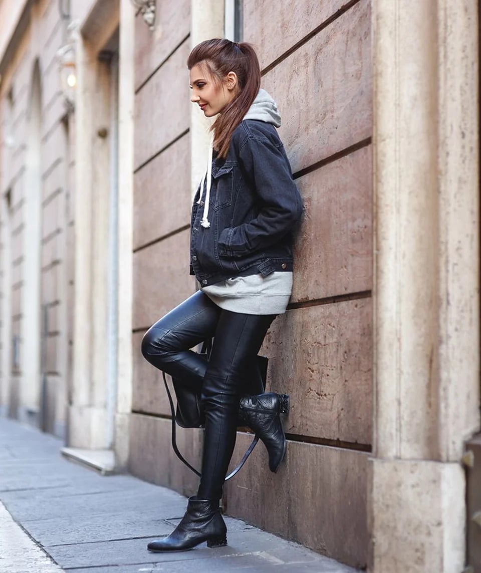 Black Denim Jacket Over Hoodie, Fitted Black Denim Jacket Over Hoodie, Fitted — Black Denim Jacket Outfit