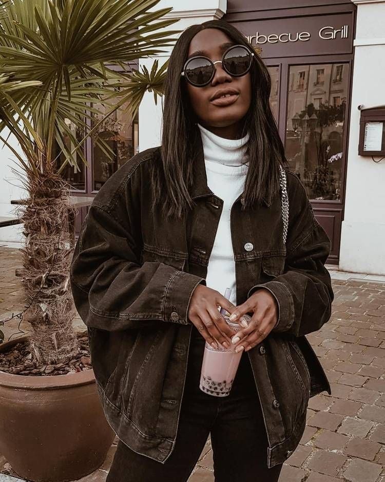Denim Jacket With White Turtleneck And Black Jeans and Oversized Fit Denim Jacket With White Turtleneck And Black Jeans and Oversized Fit — Black Denim Jacket Outfit