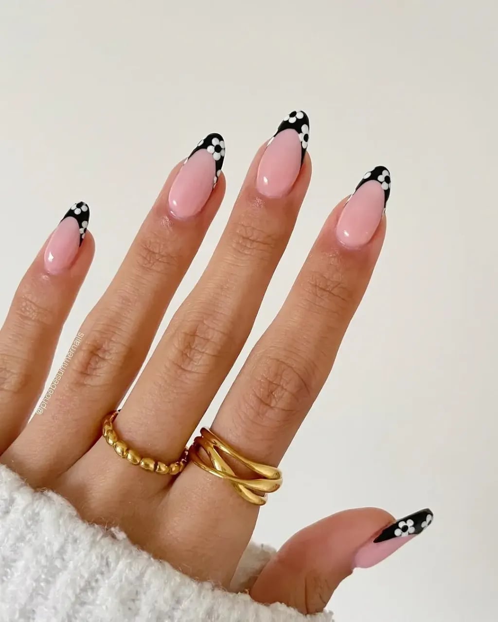 Medium Almond Black French White Dots, Glossy Medium Almond Black French White Dots, Glossy — Black French Nails