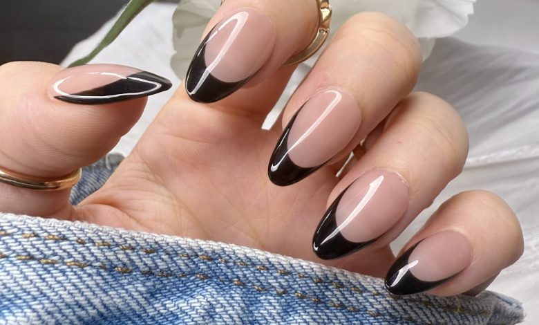 Simple Black French Tip | Short Almond Press On Nails | Nude Base