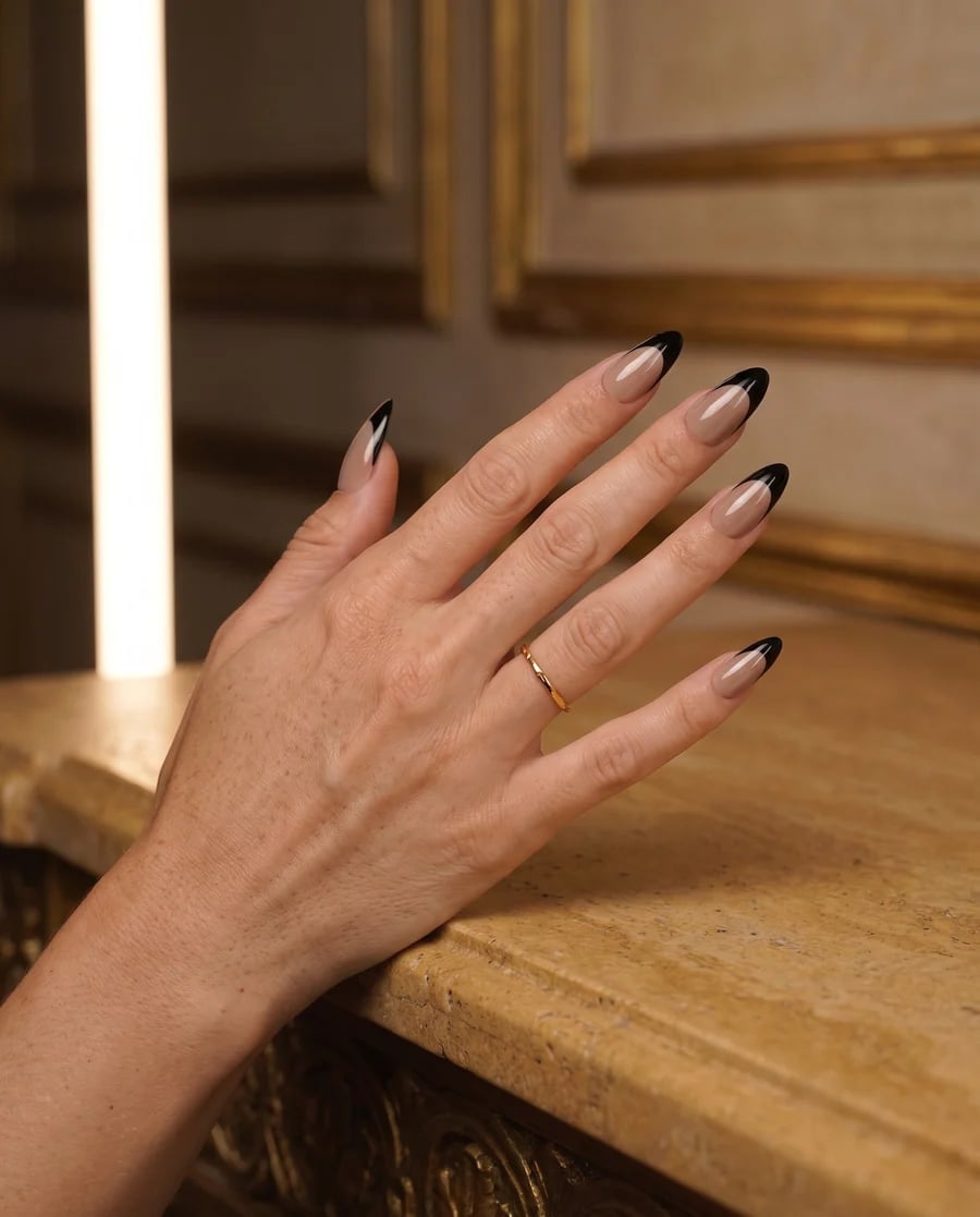 Sophisticated Black French Medium Almond Nails Sophisticated Black French Medium Almond Nails — Black French Tip Nails