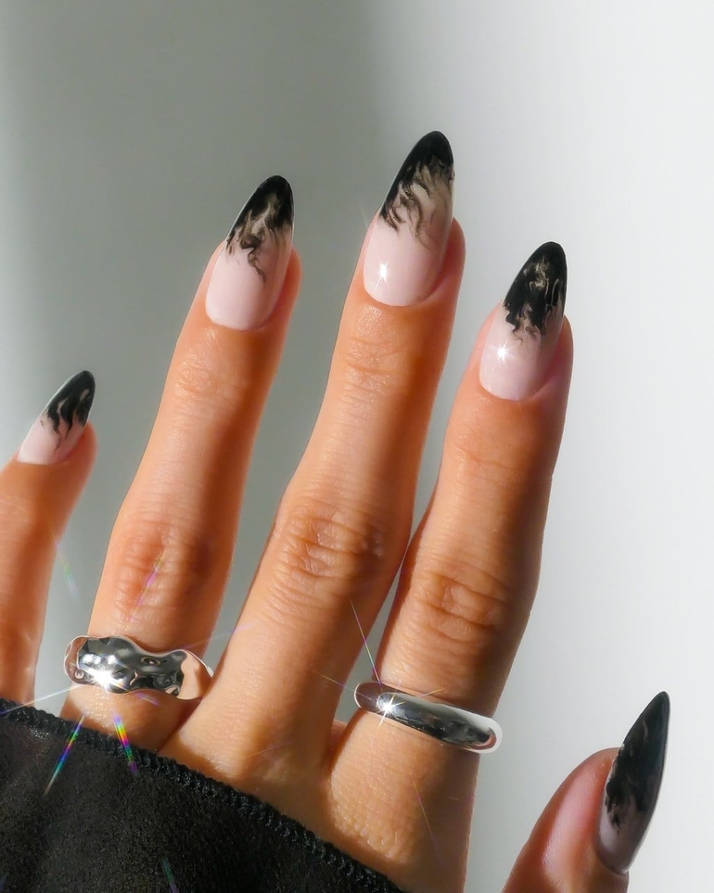 Smoky Black French Long Almond Nails Smoky Black French Long Almond Nails — Black French Tip Nails