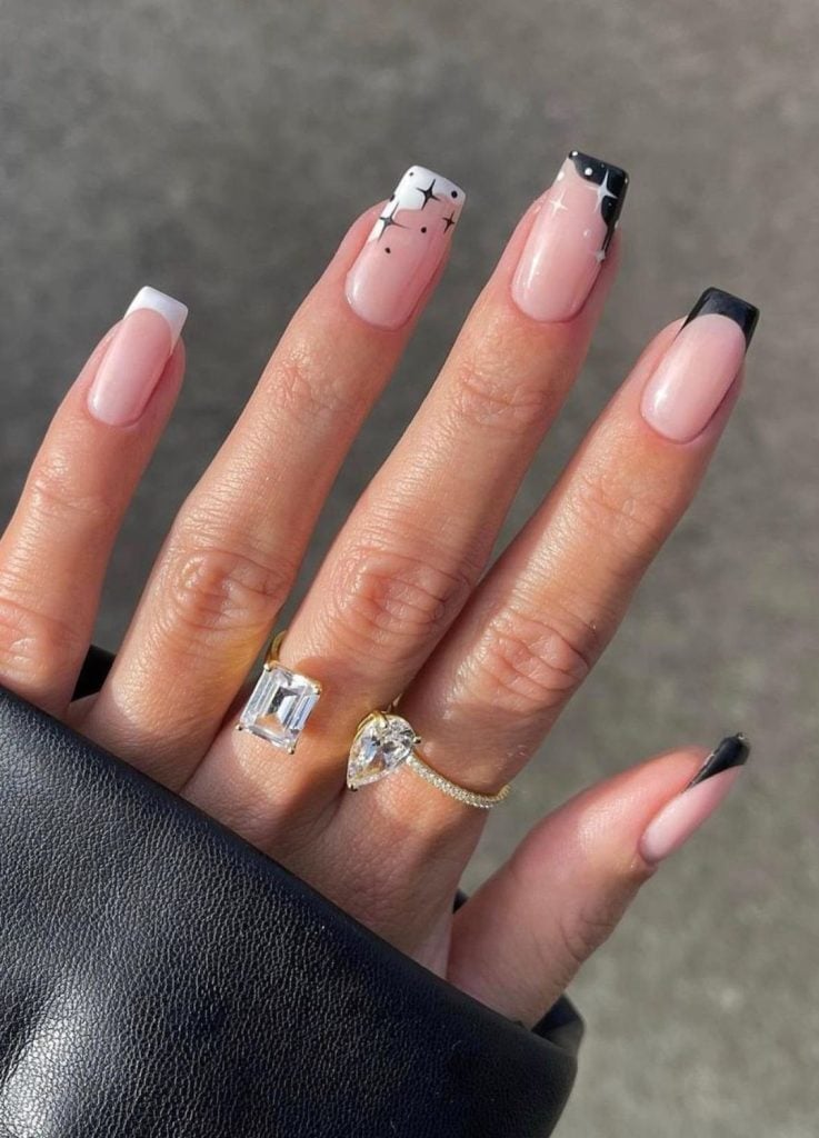 Heart Detail Black French Square Nails Heart Detail Black French Square Nails — Black French Tip Nails