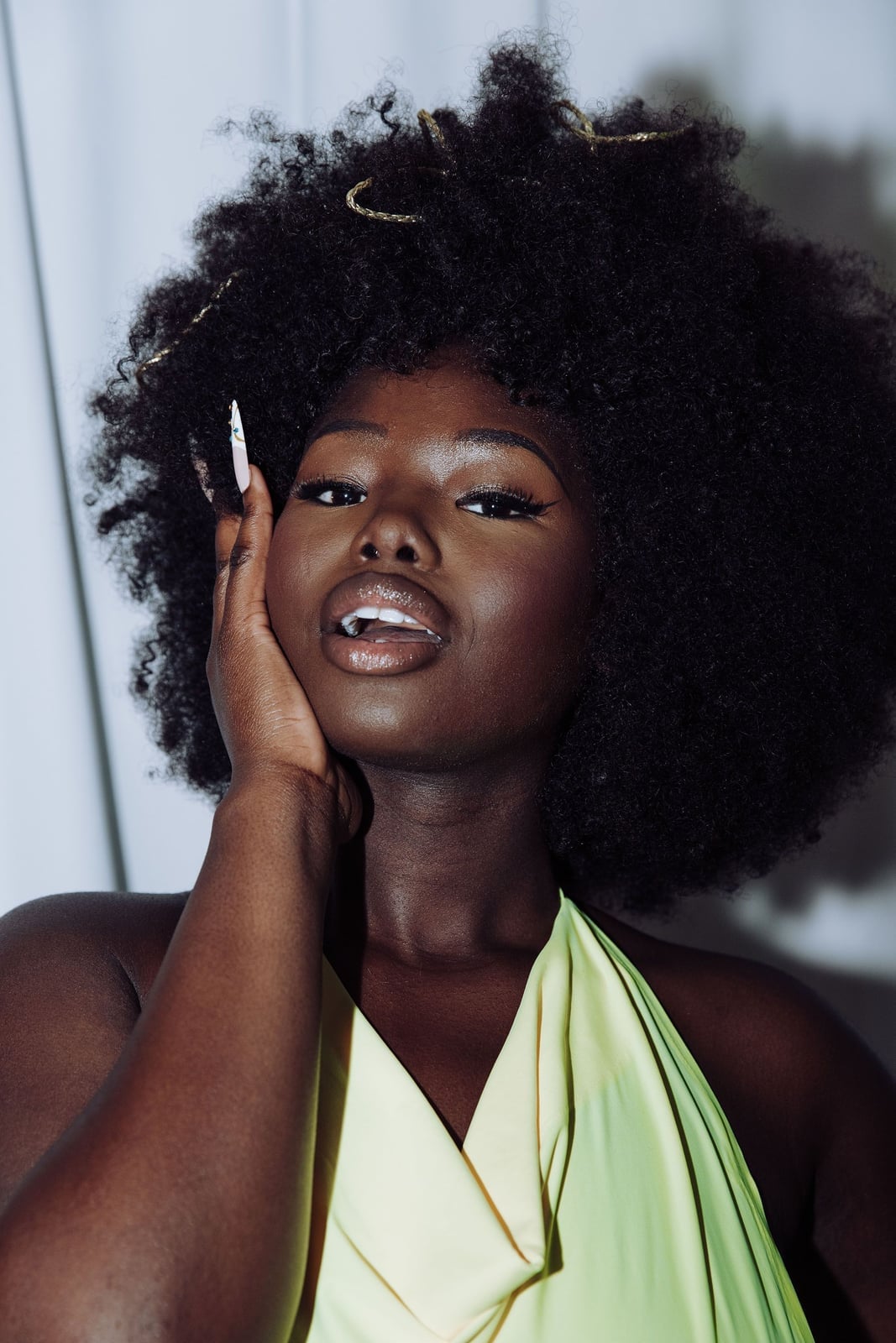 Voluminous Mid-Back Afro — Black Hair